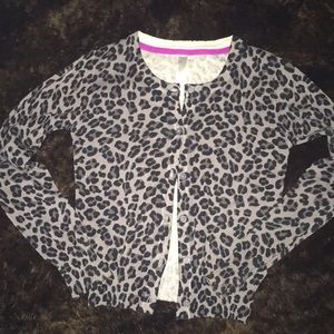 Girls M 7/8 snow leopard cardigan